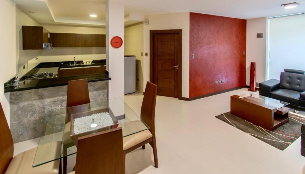 Mai Suites Apart Hotel Santa Cruz de La Sierra Eksteriør bilde